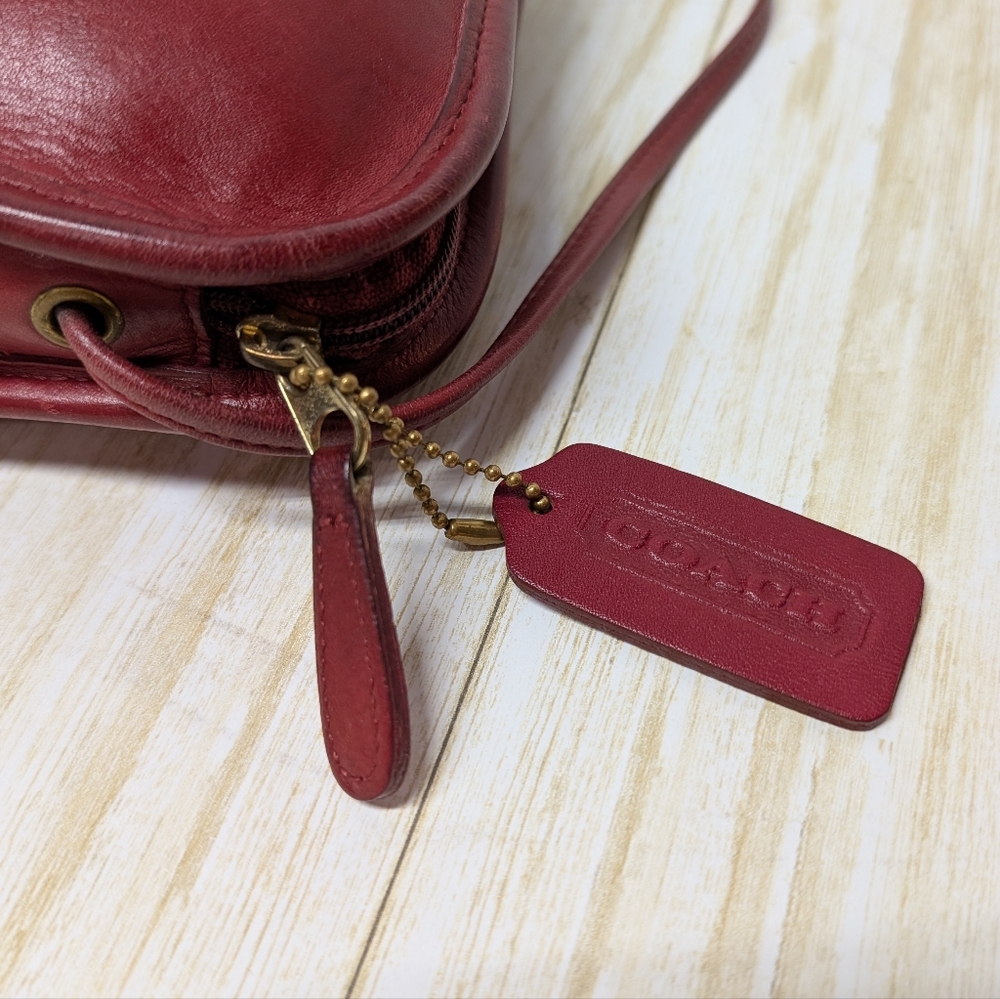 Vintage Coach Hadley Red Crossbody Bag 9935 - Picture 12 of 16